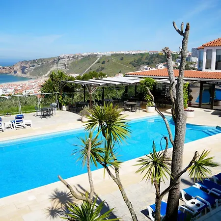 Miramar & 4* נאזרה