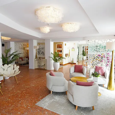 Miramar & Hotell 4*